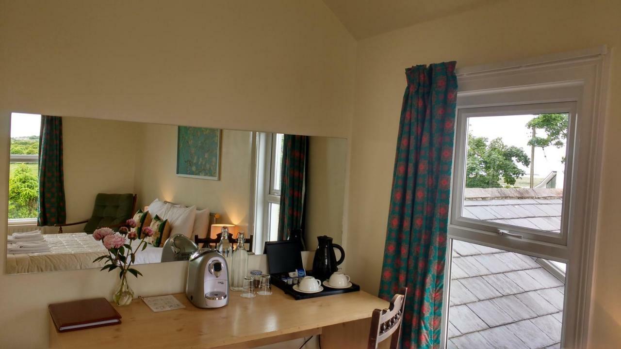 ポートラッシュ Rush View Bed & Breakfast エクステリア 写真
