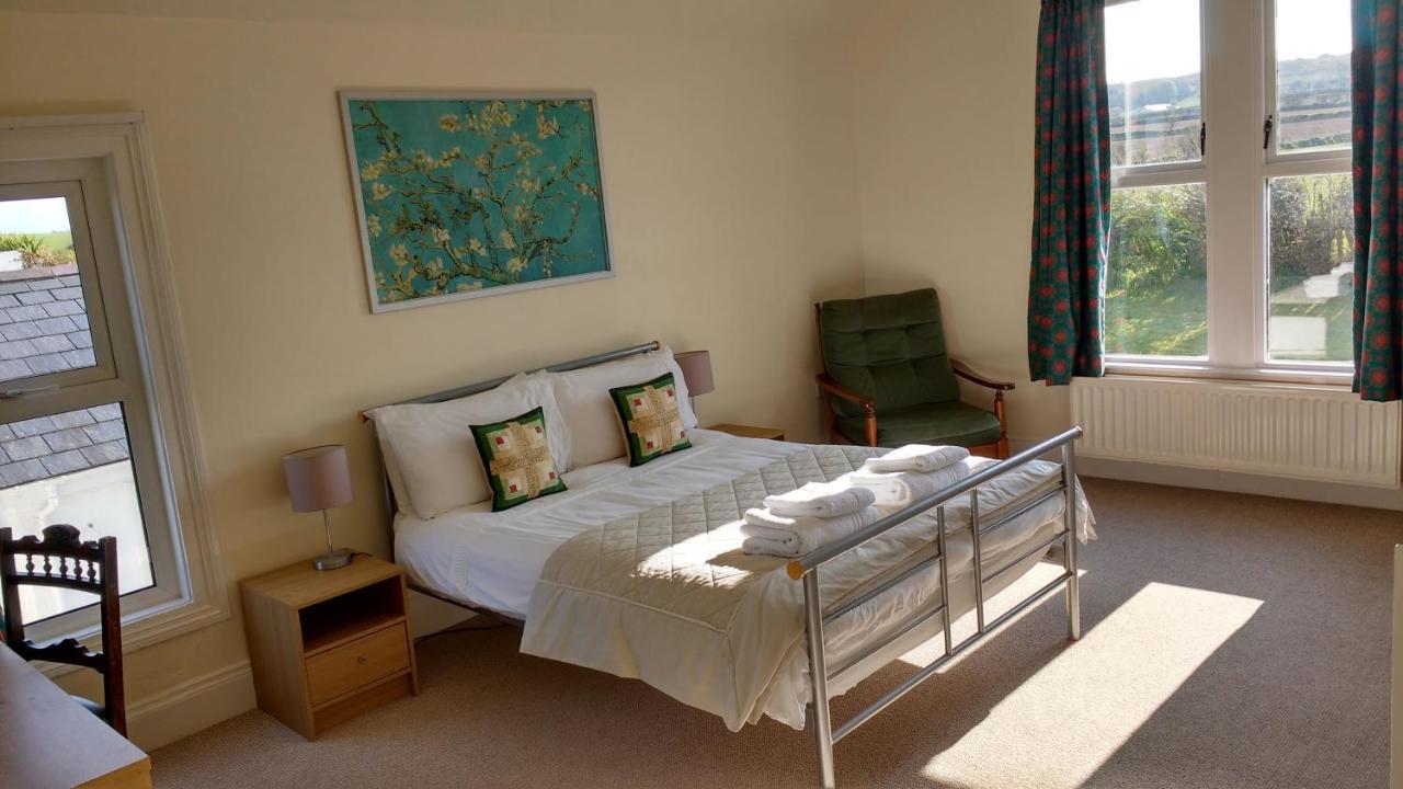 ポートラッシュ Rush View Bed & Breakfast エクステリア 写真